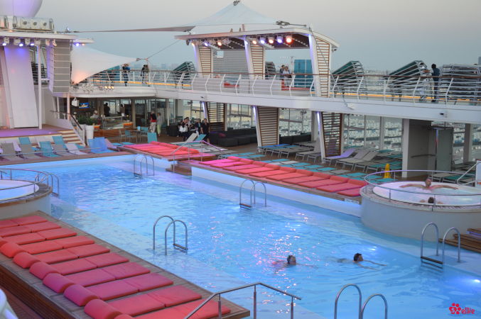 Pooldeck